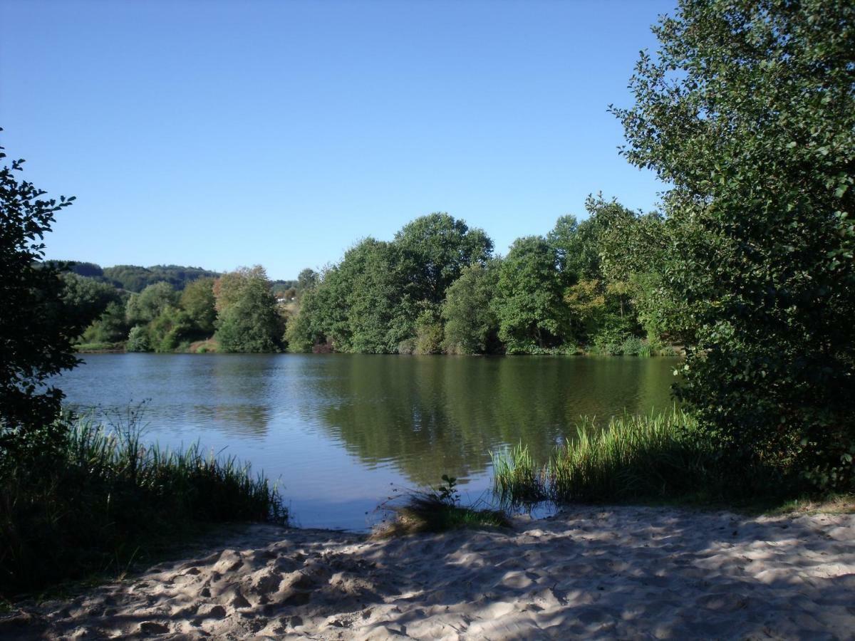 Grosses Ferienhaus Im Westerwald Mengerskirchen 外观 照片